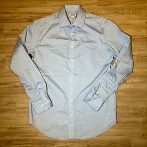 Merona The Ultimate Shirt Size Medium